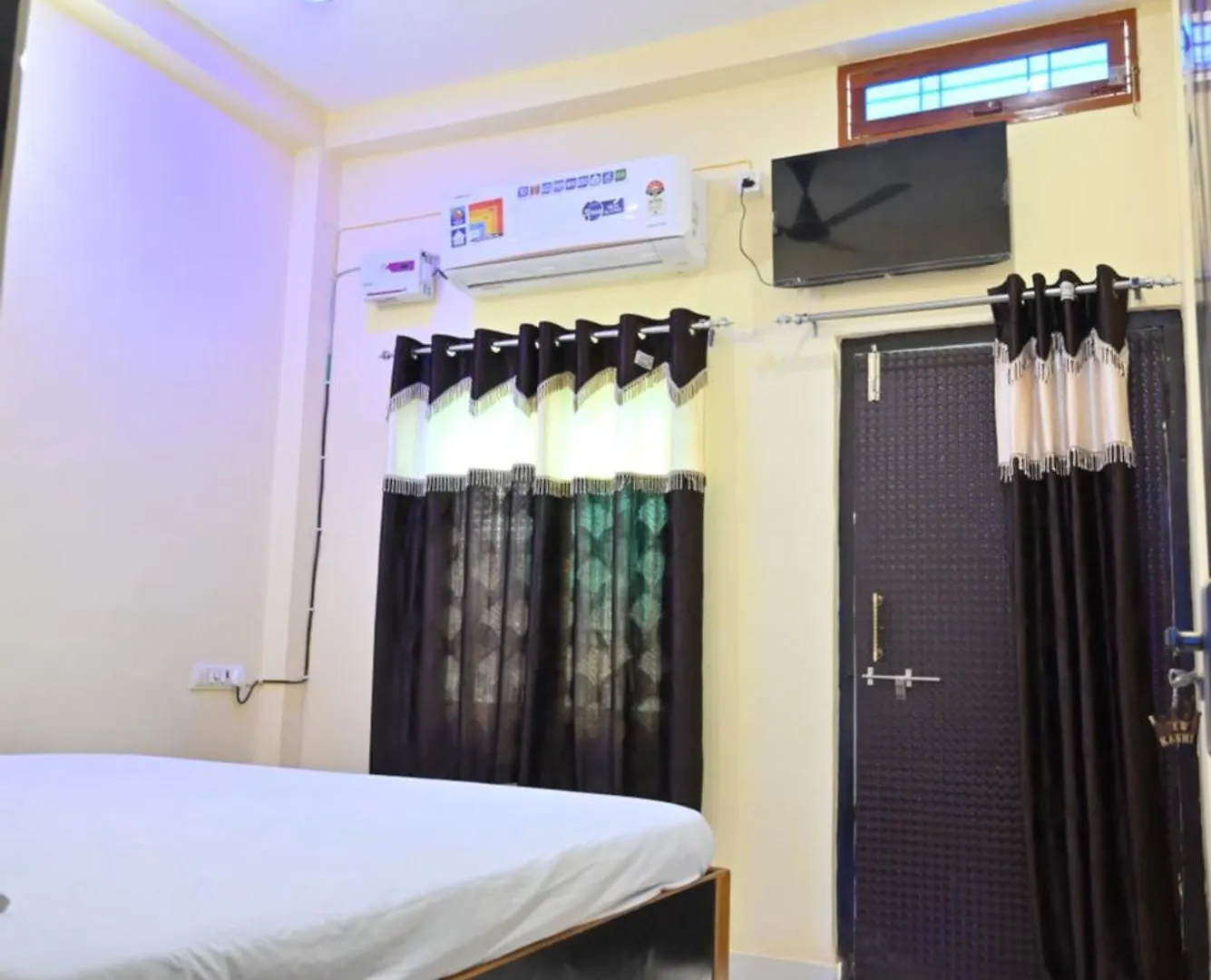 New Kashi Paying Guest House Waranasi